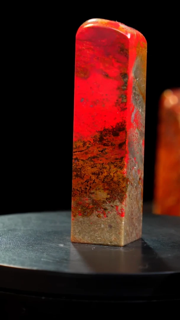 鸡血石精品田黄鸡血石