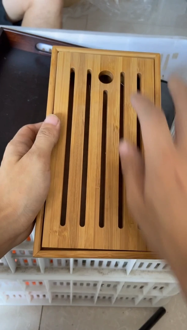 无运费险有瑕疵的摄影的产品有使用过的痕迹有点脏介意勿拍