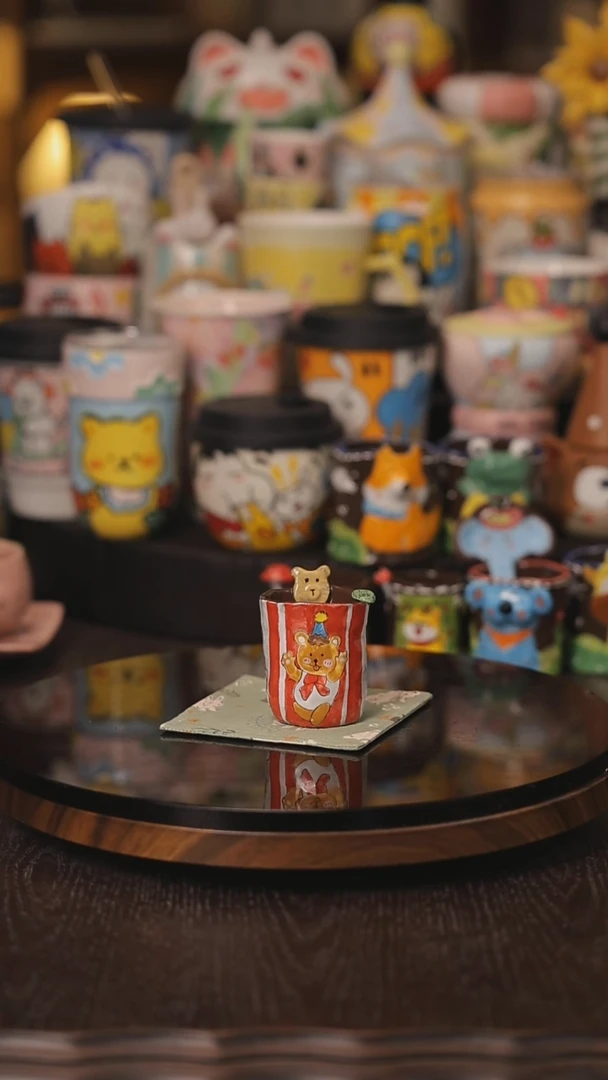 景德镇釉下彩绘设计师款式陶瓷