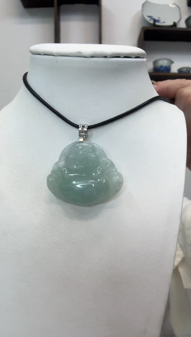 颈饰银S925镶嵌翡翠佛公