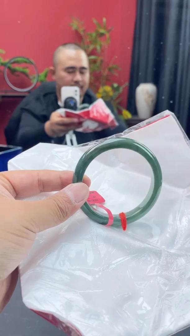 未镶嵌手镯翡翠13