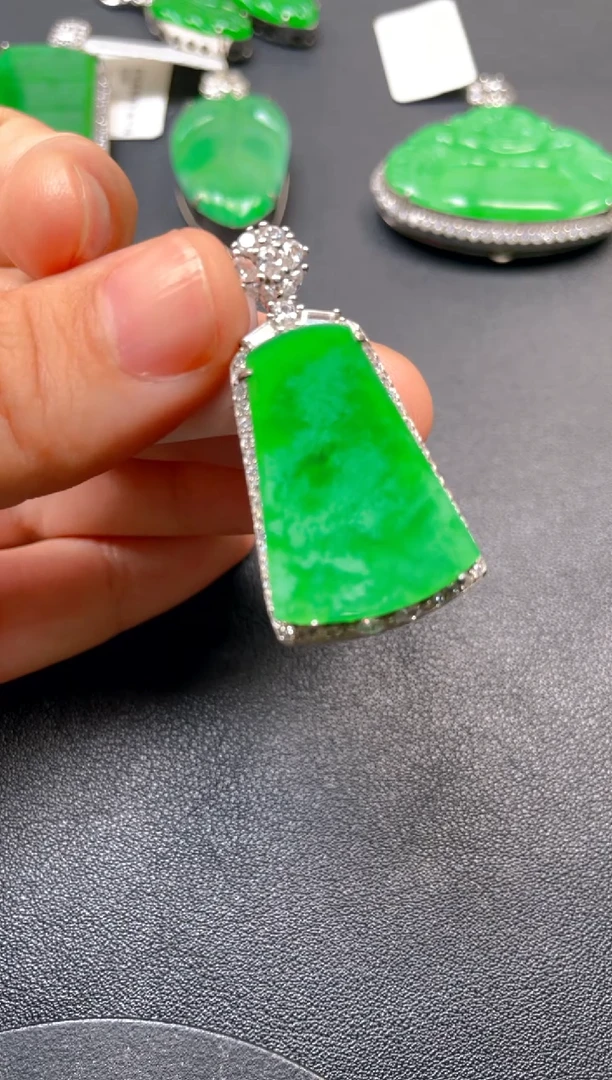 银S925镶嵌挂件翡翠吊坠