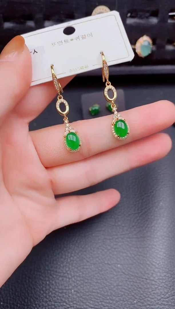 【闪购商品】翡翠耳饰银S925镶嵌天然a货翡翠670