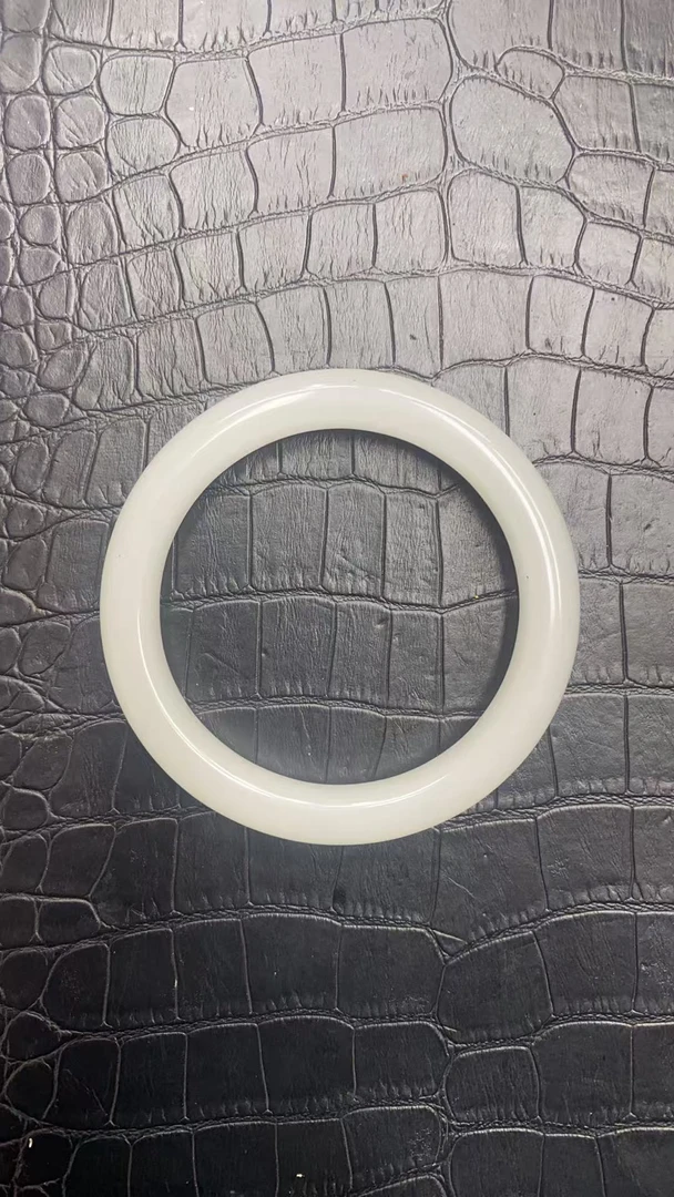 和田玉手镯 白色手镯A591