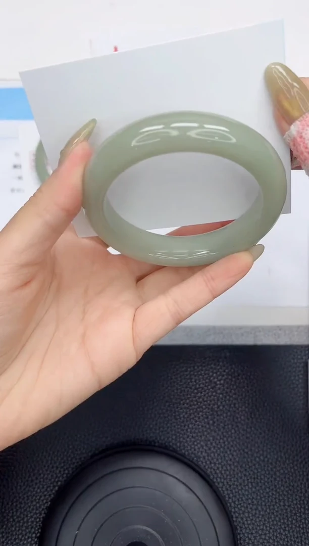 石英质玉手镯未镶嵌77-56