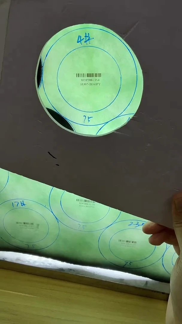 未镶嵌手镯定制翡翠蕾*定制