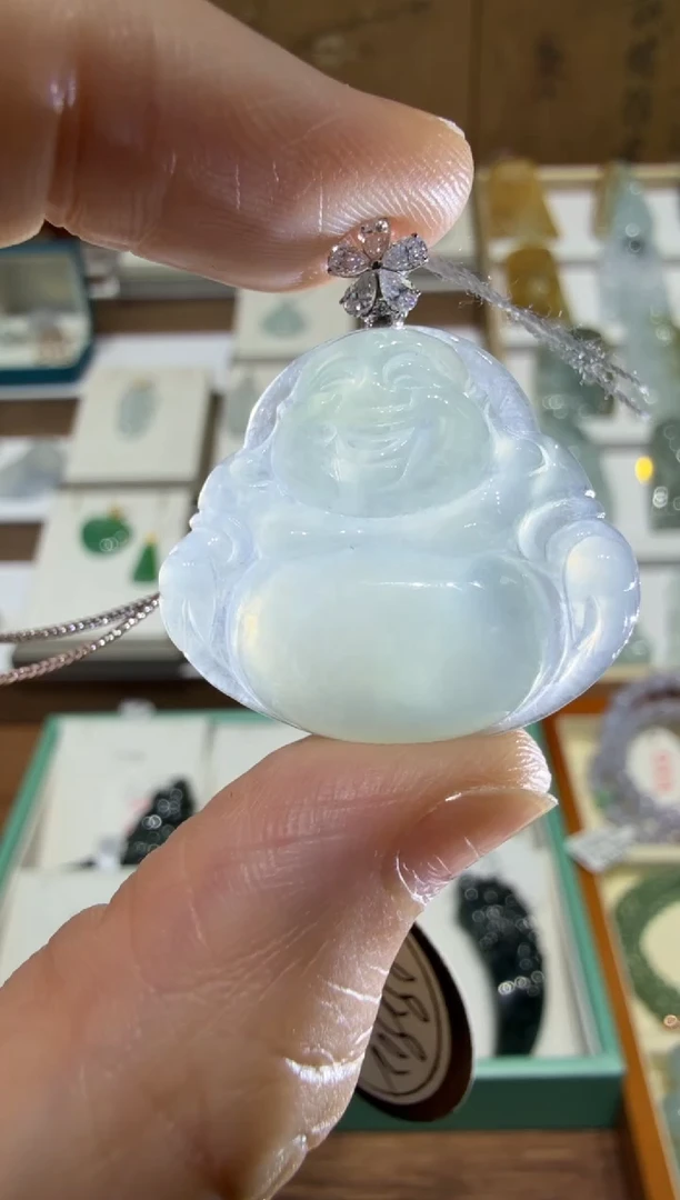 18K金镶嵌挂件翡翠A货翡翠多样性孤品