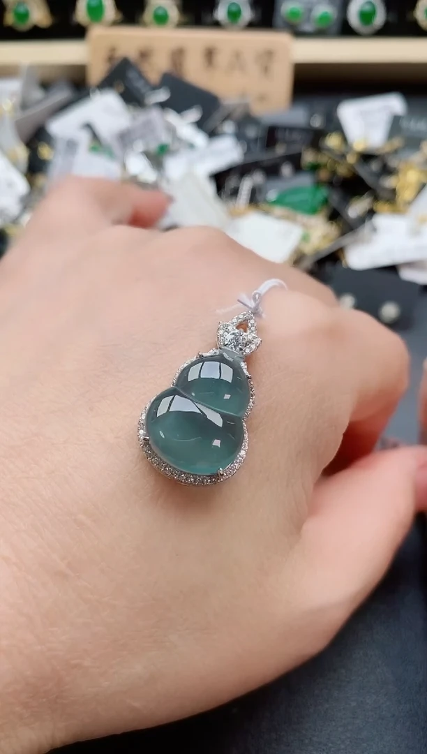 吊坠(赠链)银S925镶嵌翡翠1