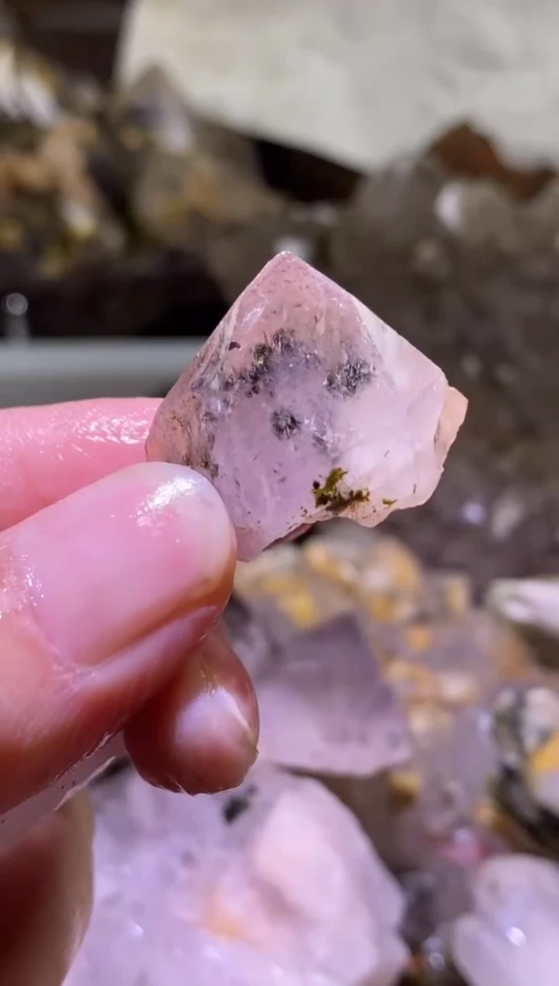 未镶嵌珠宝半成品水晶58号四川超七花园水晶