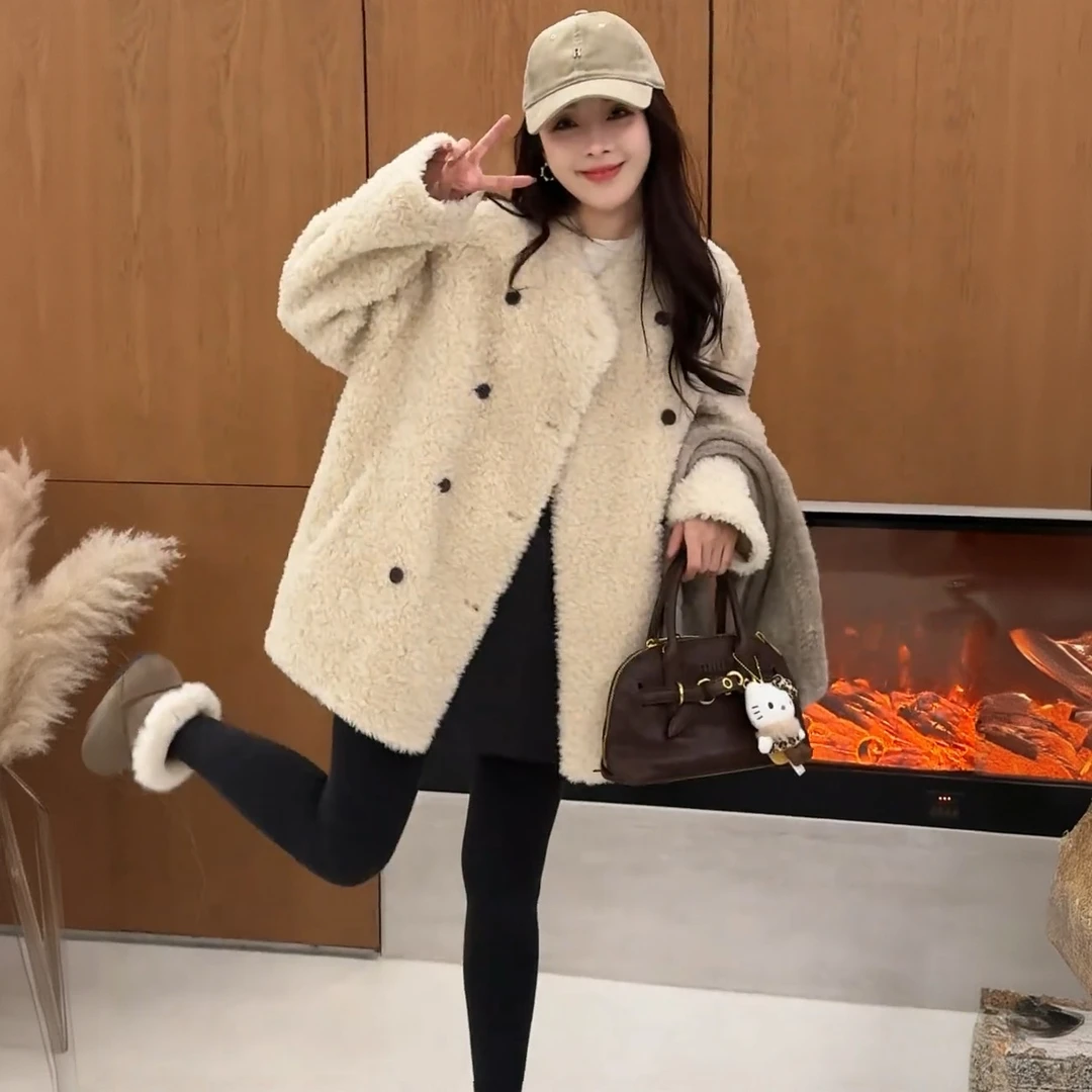 加厚常规款小香风羊羔绒短外套女拼接时尚气质毛呢外套秋冬宽松