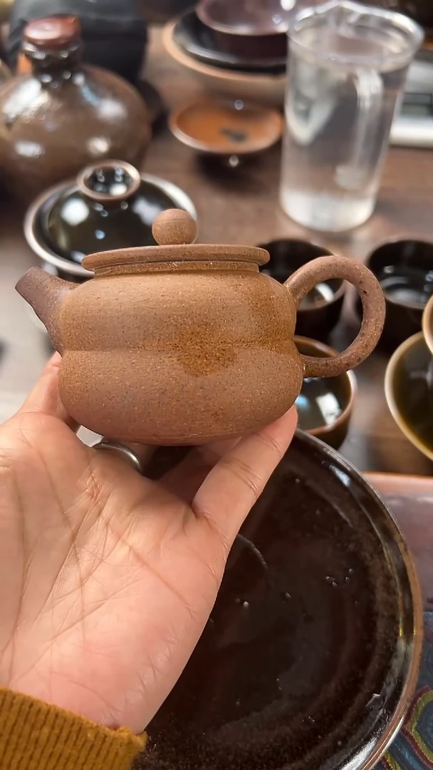 粗泥裸烧的泡茶壶