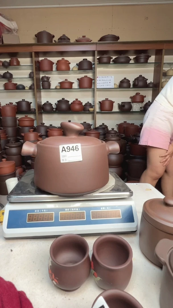 宜兴紫砂3升元宝款紫泥946