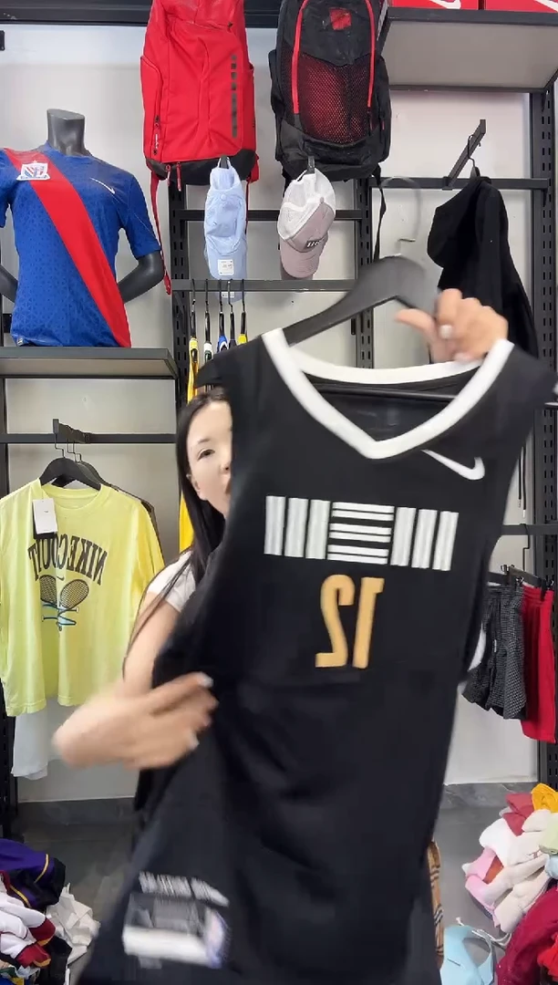 582编码 瑕疵款直播间过款为准 尺码·M