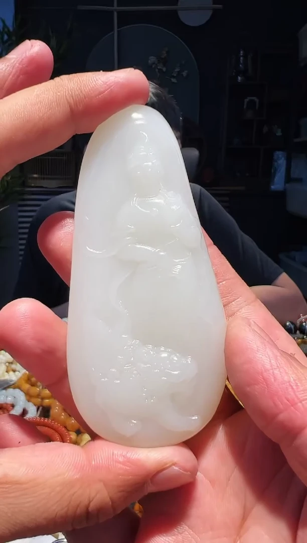 手串未镶嵌和田玉挂件