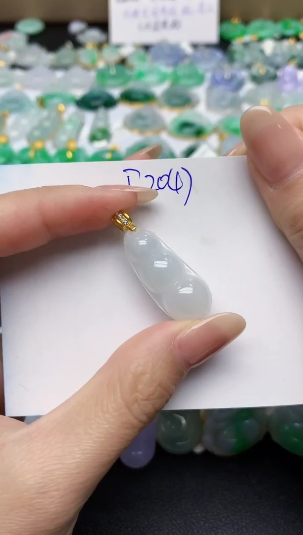 颈饰未镶嵌翡翠天然缅甸A货翡翠百元以上9元证书费自理