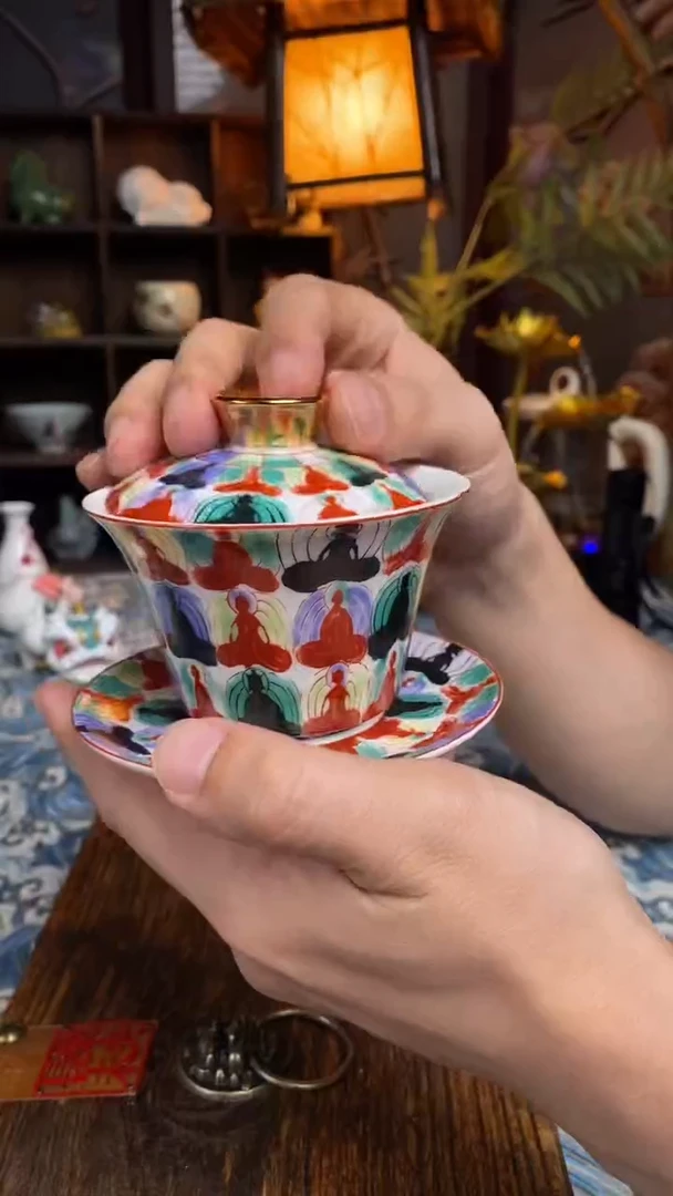 万佛盖碗一个带悬停