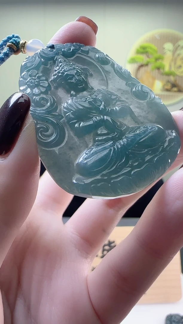 颈饰未镶嵌翡翠1