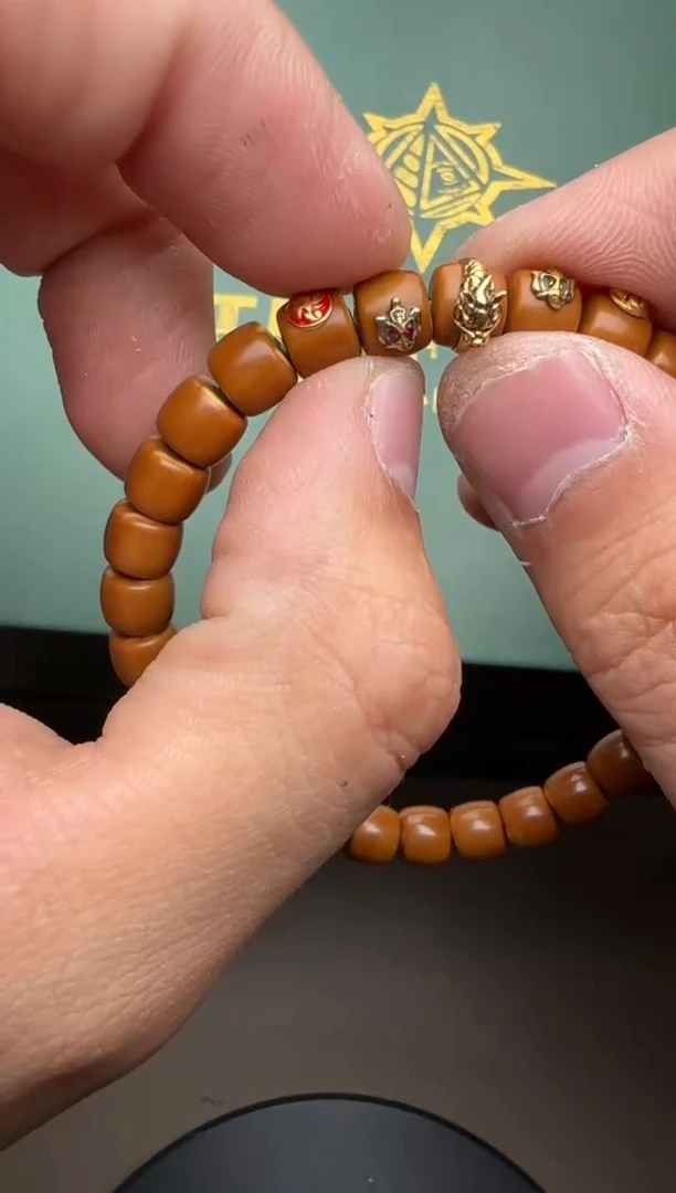 【闪购商品】橄榄核吊坠橄榄核手串8321354