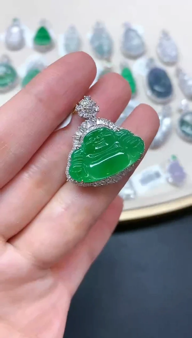 【闪购商品】翡翠吊坠(不含链)18K金镶嵌A41|16800