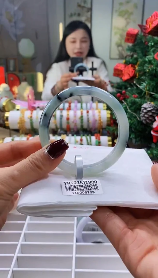 未镶嵌手镯翡翠35号59.7/12.2*7.7