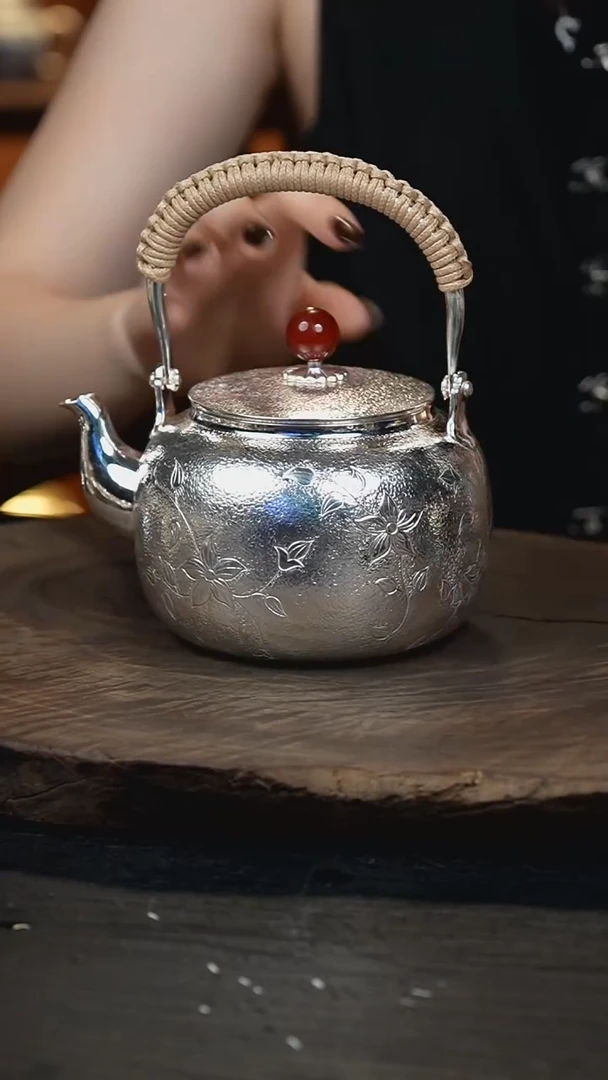 手工锤纹花瓣烧水提梁