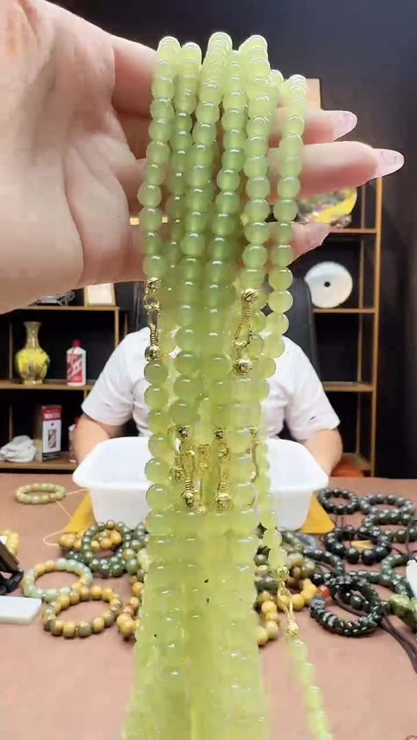 未镶嵌蛇纹石玉手串多样性随机发货6