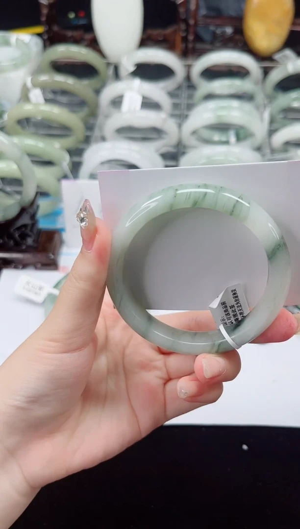 未镶嵌手镯石英质玉178-55/56