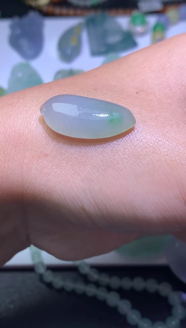 未镶嵌定制翡翠毛货