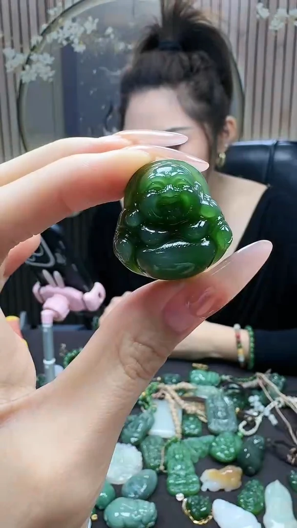 未镶嵌和田玉挂件1