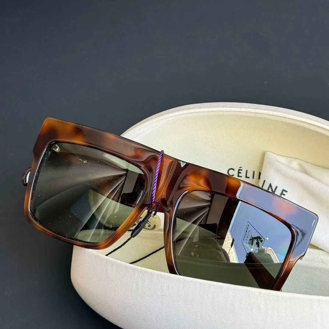 95新 Celine/思琳 玳瑁色方框墨镜