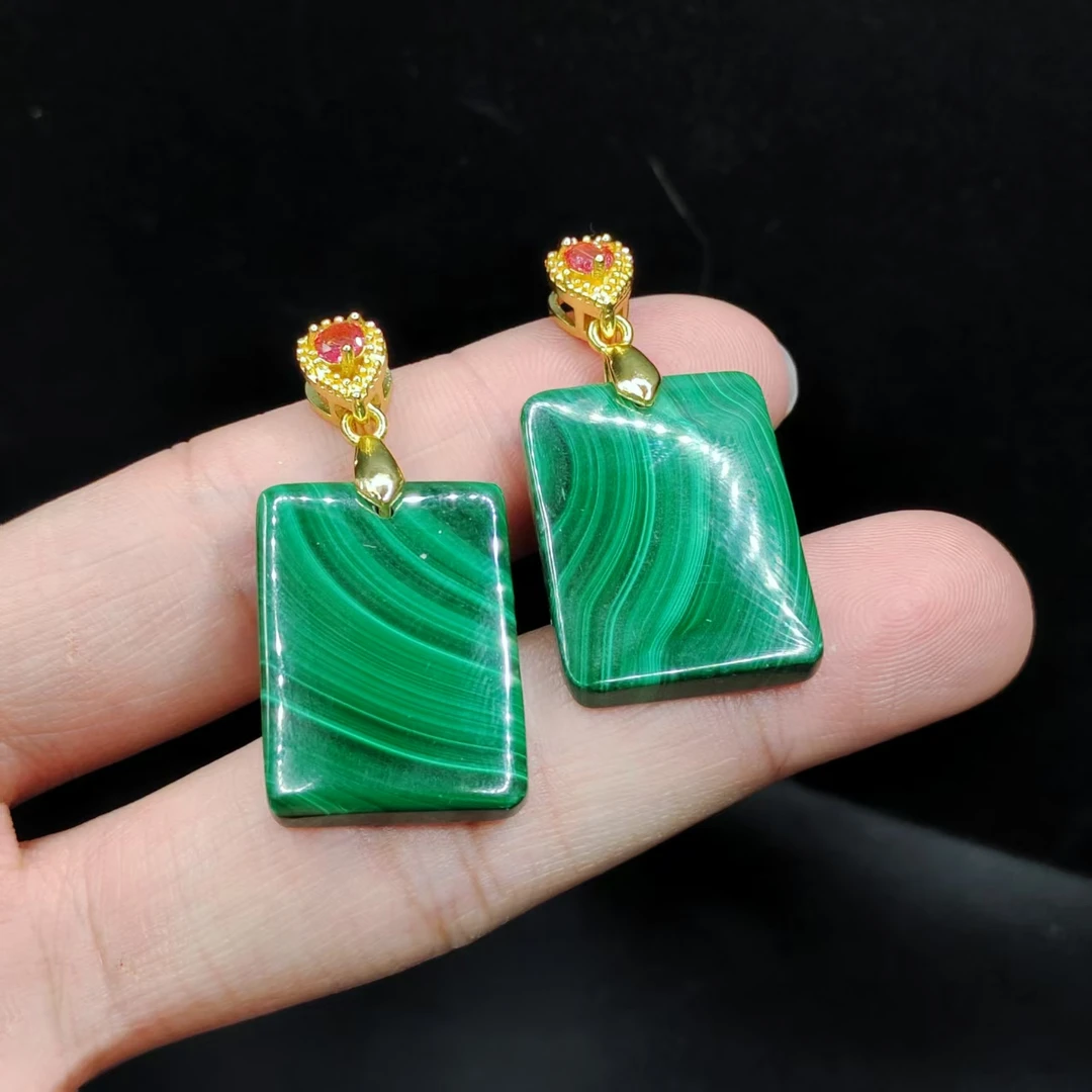 【老三珠宝】孔雀石无事牌吊坠赠皮绳Y20【多样性发其一】约24-18-5mm