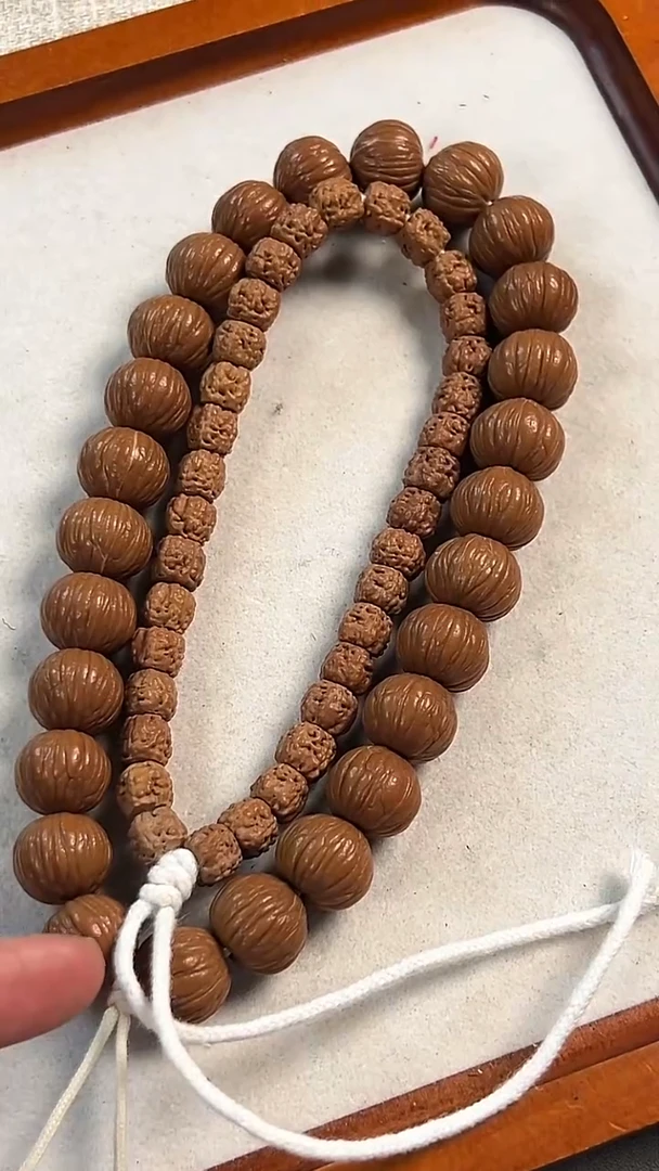 吊坠金刚菩提想****?8888888888