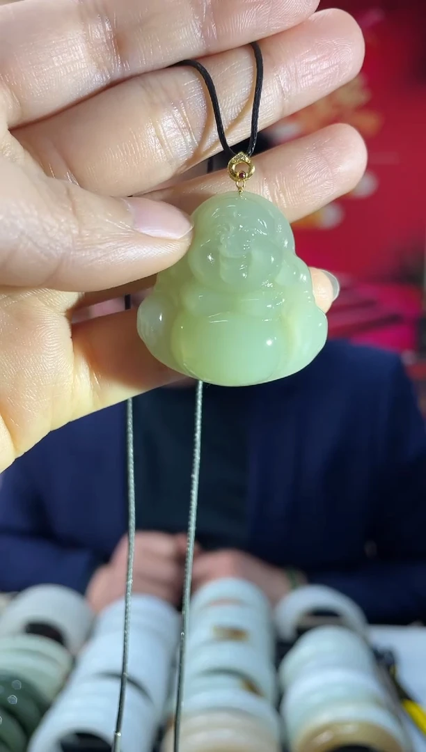 【闪购商品】和田玉颈饰18K金镶嵌翠胶猫佛公卡35发一件