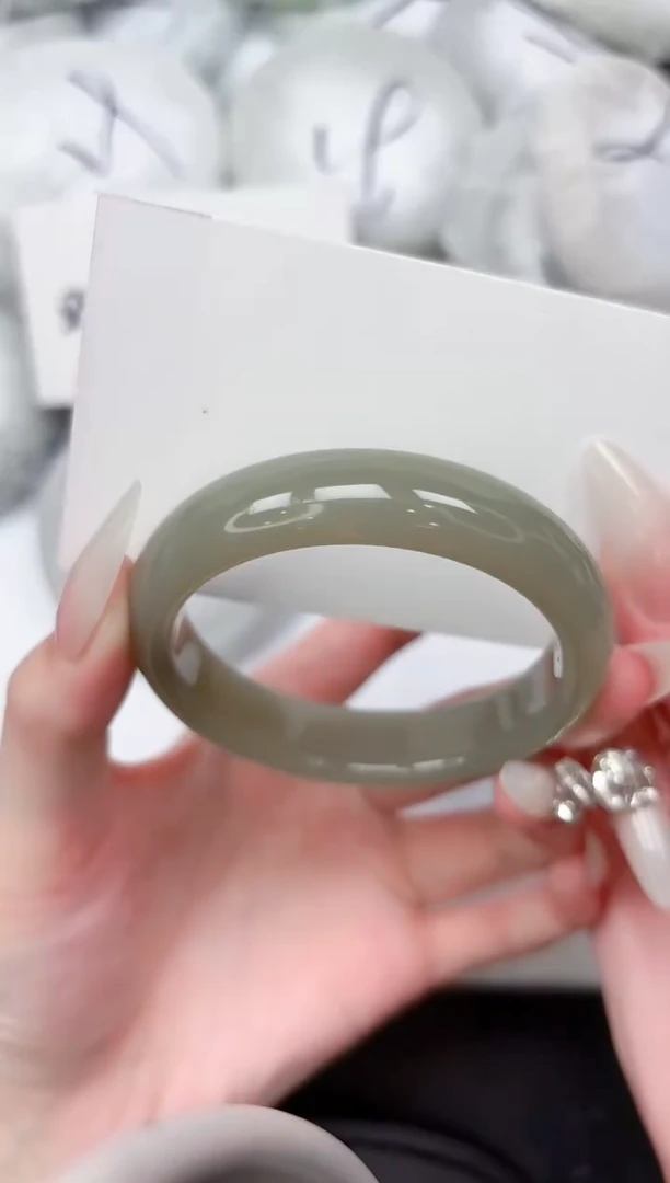 未镶嵌手镯石英质玉192-54.2