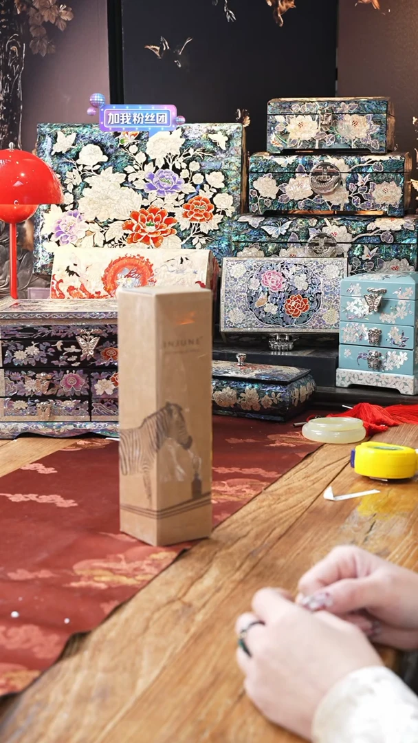 【闪购商品】瓷片豆包儿推荐饰品摆件