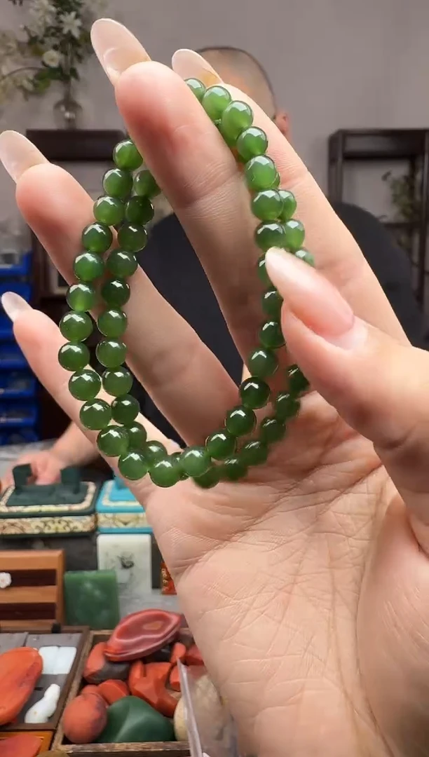 未镶嵌和田玉挂件01671-多样性发其一 瑕疵 孔道不直 6mm