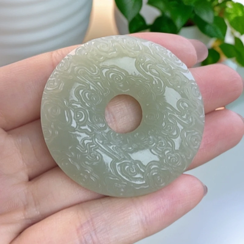 和田玉仿古纹平安扣双面雕刻
