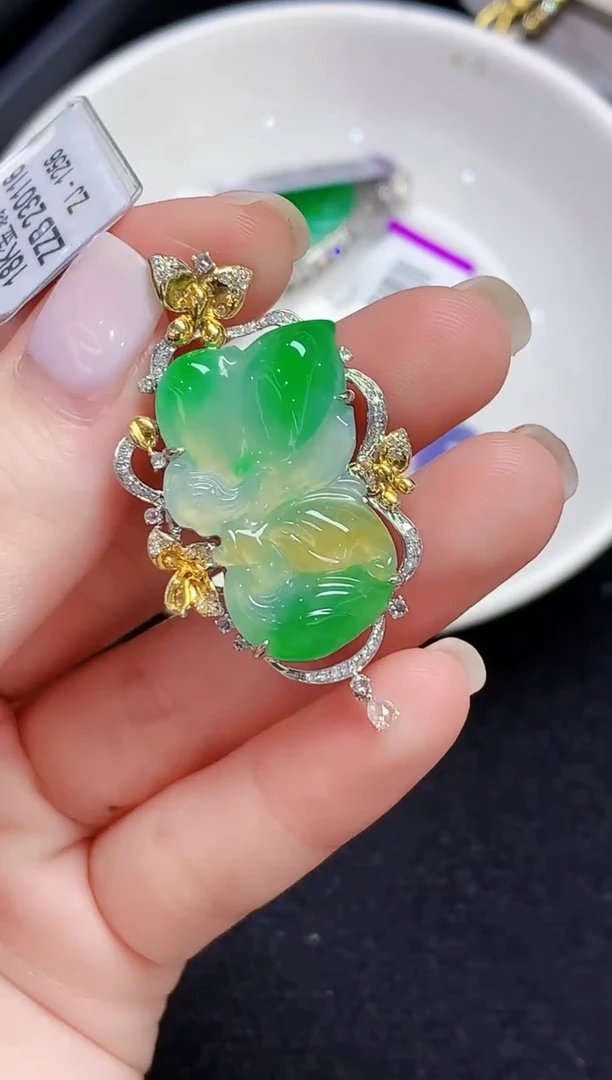 吊坠(不含链)18K金镶嵌翡翠JS