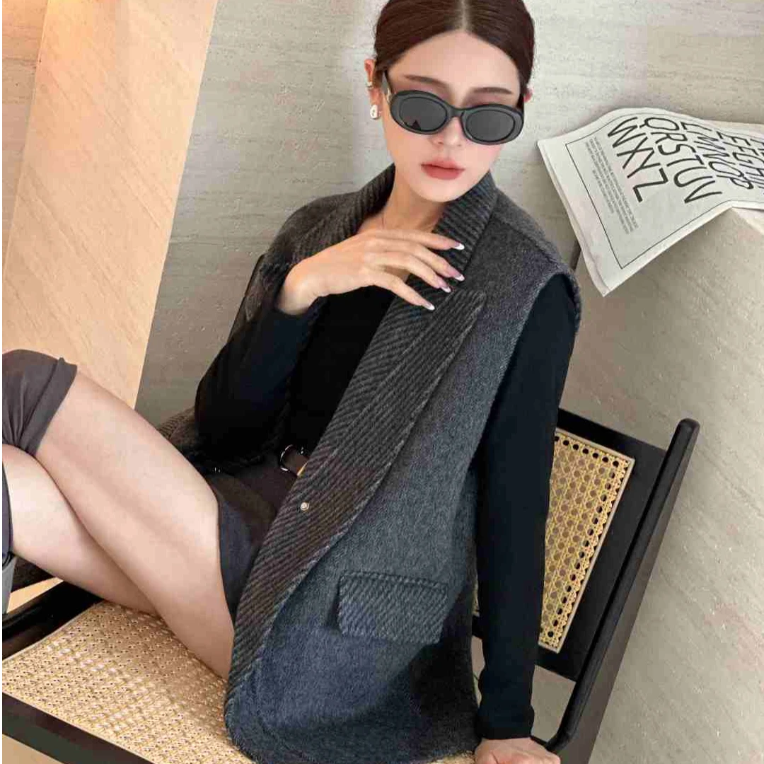 【山风齐月】2025新款秋冬极简风斜纹拼色韩系马甲外套