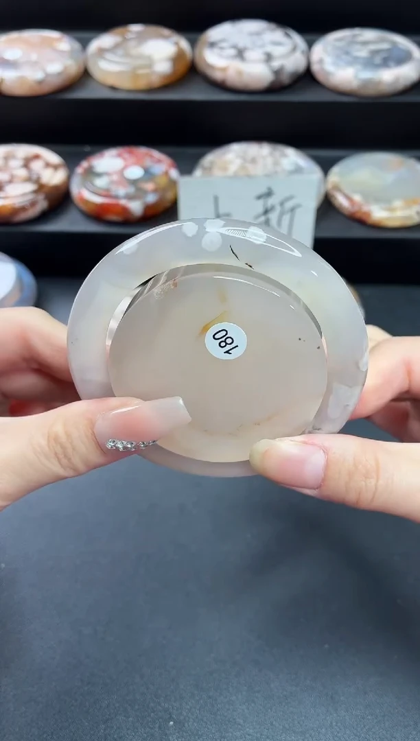手镯玛瑙/玉髓未镶嵌石英质玉58圈(赠送镯心)圈口建议拍大