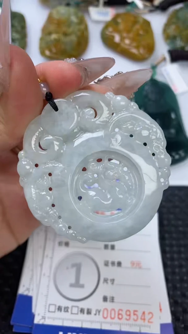 【闪购商品】翡翠颈饰未镶嵌1111111111111111