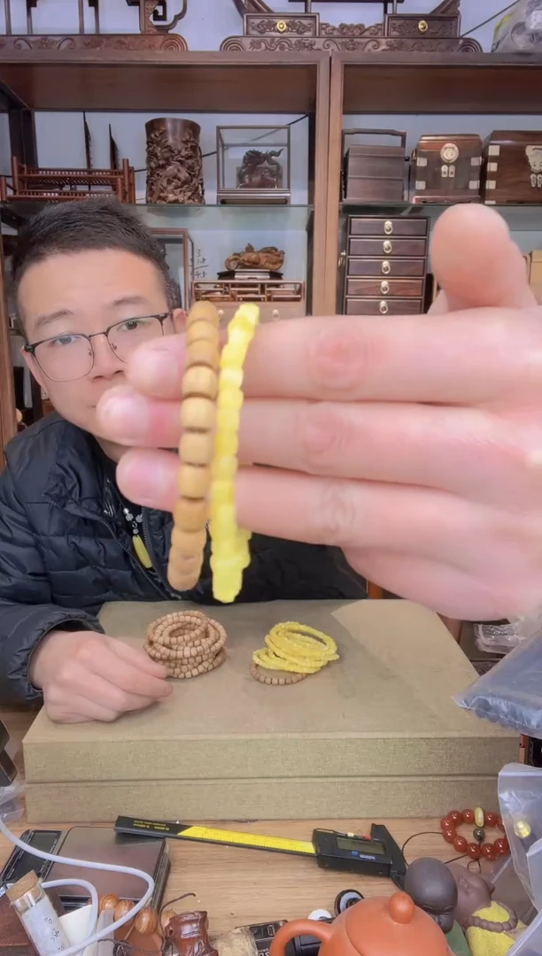 【闪购商品】乌木类书架096老山檀6*7直切+蜜随形方糖单圈