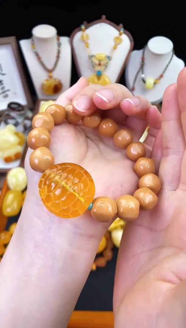 琥珀未镶嵌珠宝奇石柒月