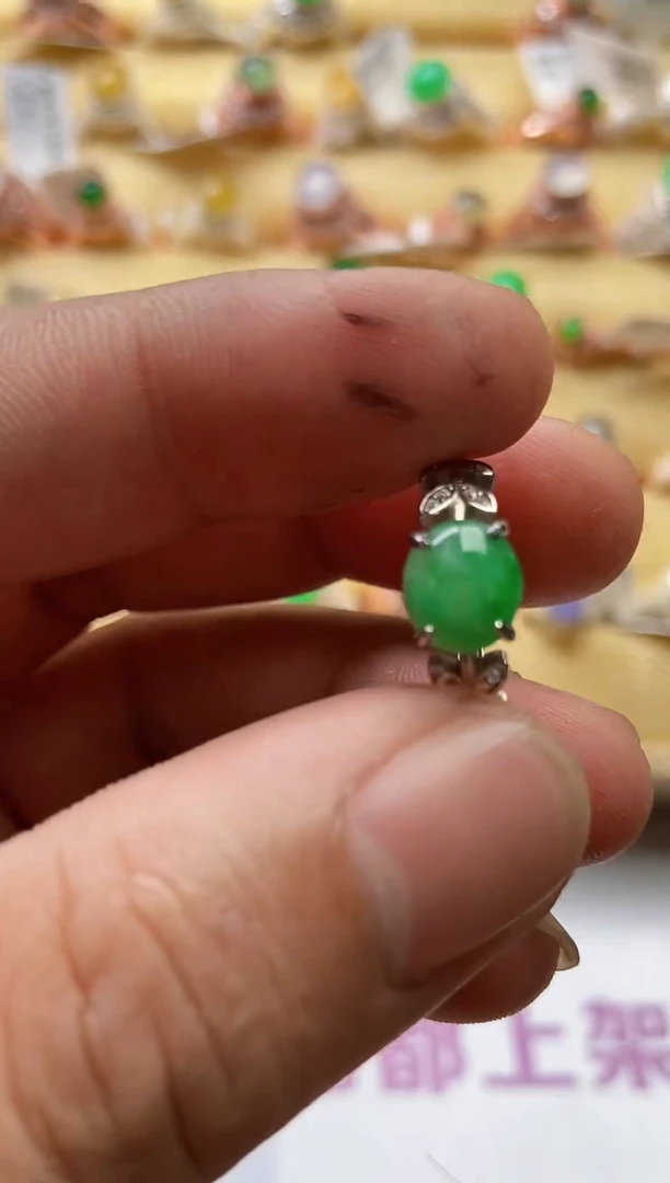 【闪购商品】翡翠戒指银S925镶嵌0000
