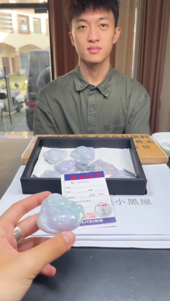 定制翡翠未镶嵌未抛光毛货多样性发其一拍一发一9945