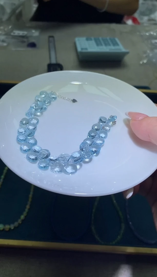 手链多样性发一件  670
