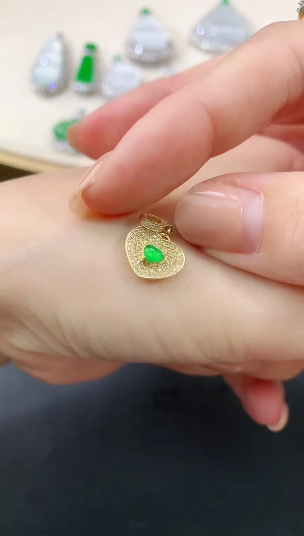 翡翠18K金镶嵌吊坠(不含链)|1980+0