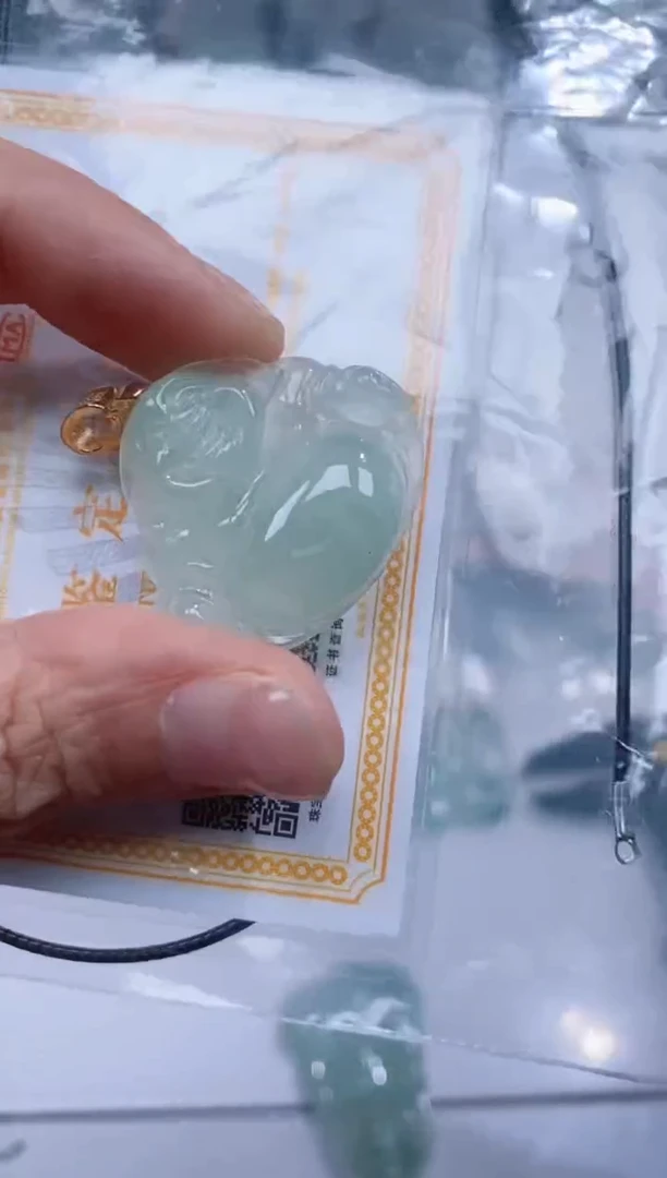 颈饰银S925镶嵌翡翠吊坠