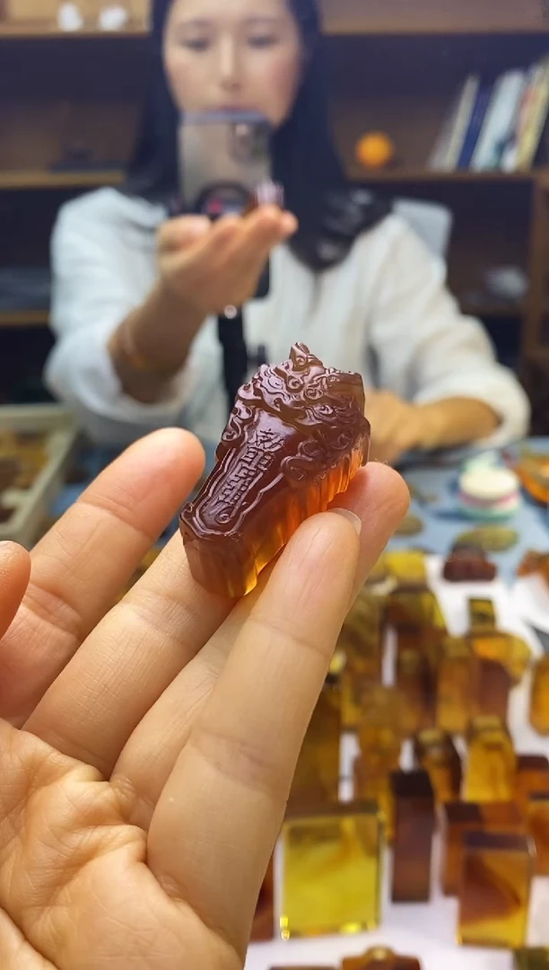 琥珀颈饰未镶嵌SN90-36（山鬼）锁骨