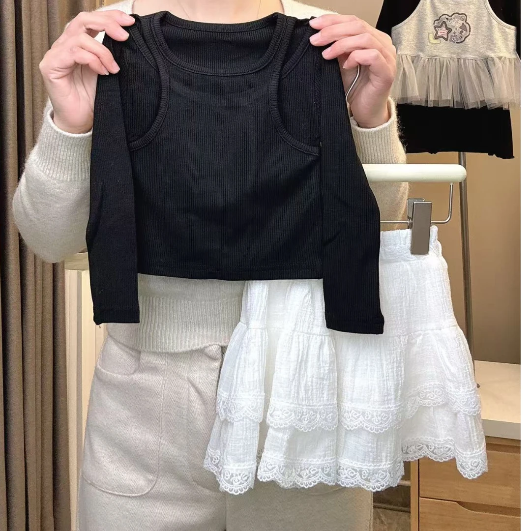 小七-2025女童春款新款韩版百搭假两件露肩T+白色蕾丝短裙套装